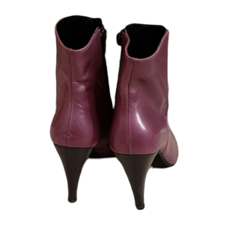 Momenti Booties - Picture 4 of 14
